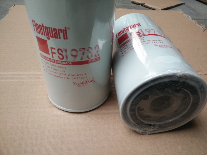 กองเรือ FS19732 Fuel Water Separator Filter คัมมินส์ 3973233 0