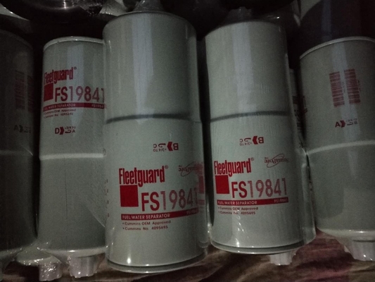 FS19841 Fleetguard Fuel Filter For Oil Water Separator OEM ODM